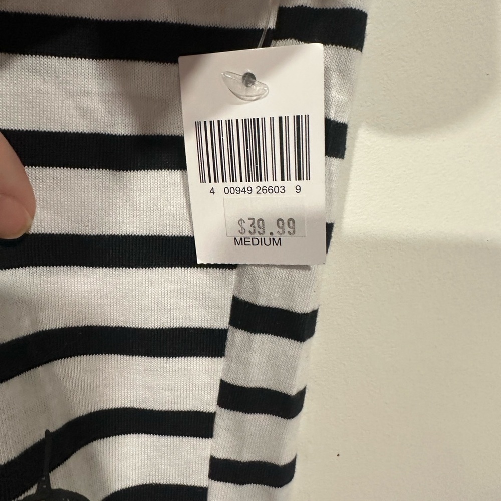 Disney Pirates of the Caribbean Dead Men Tell No Tales Striped Shirt Size Medium - Picture 5 of 6